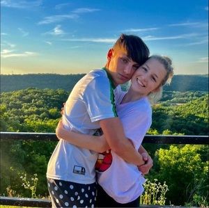 Meet your Posher, Tori